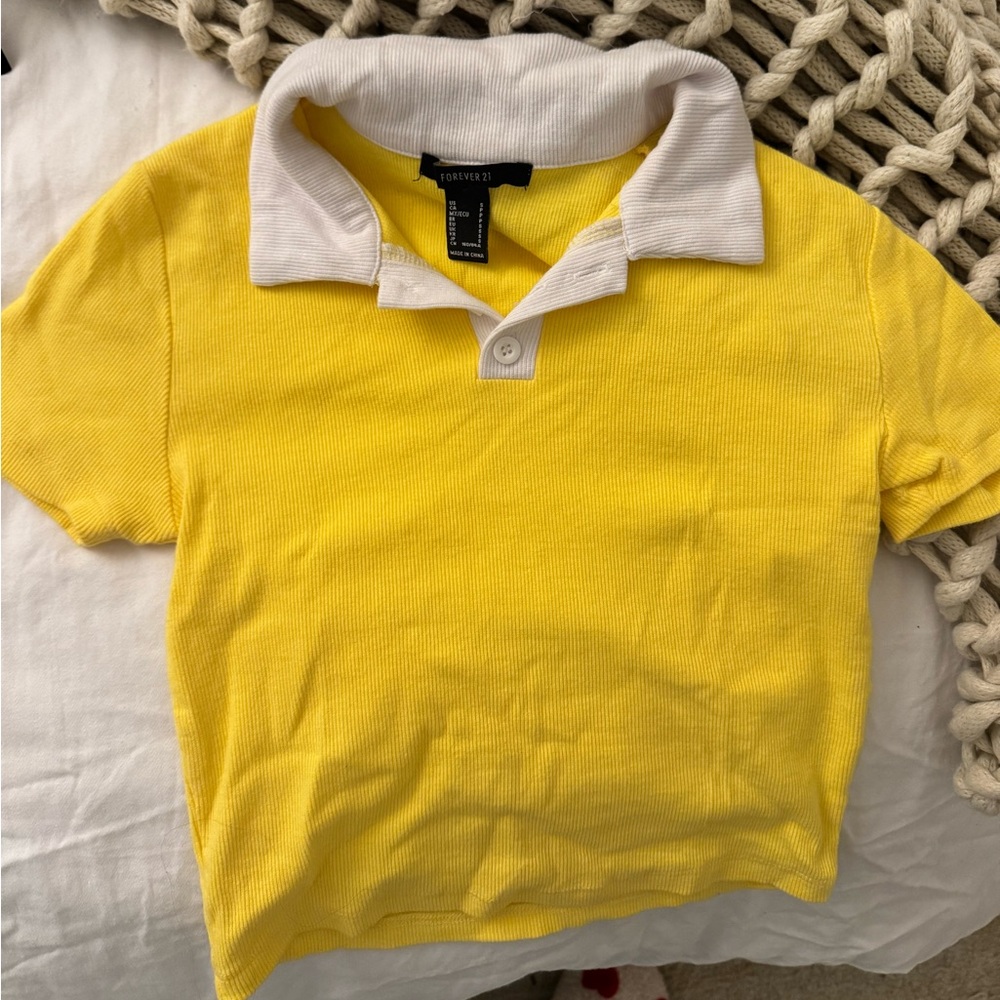 Forever 21 t-shirt